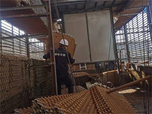 工業生產中圓形冷卻塔噪音的解決方案,工業生產圓形冷卻塔的原理